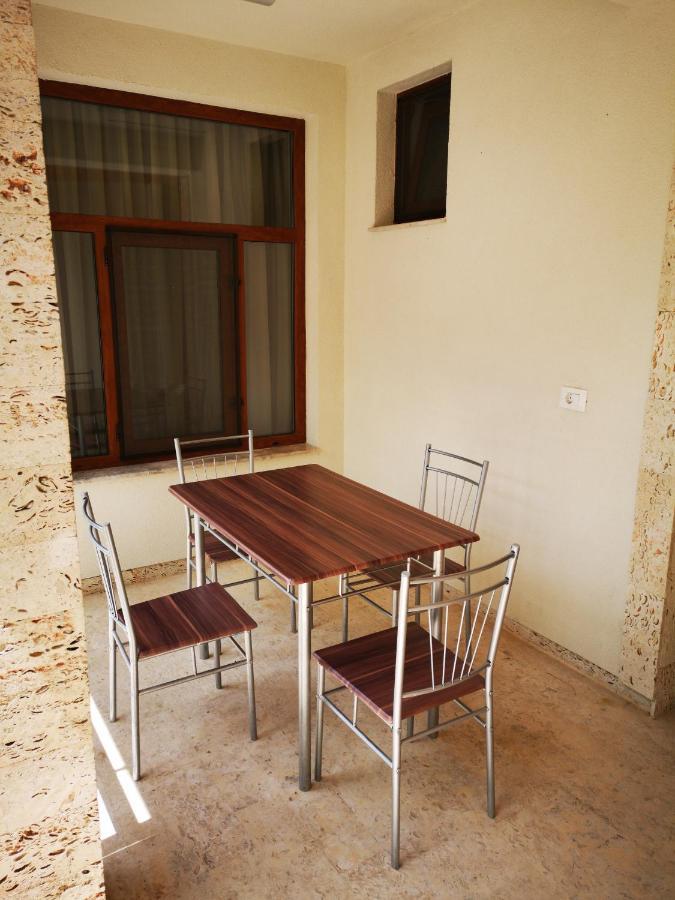 Brize Guest House Tuzla Exterior foto